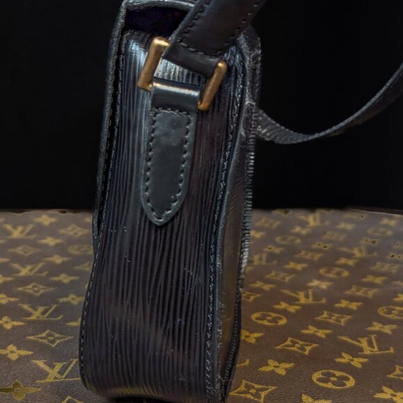 LOUIS VUITTON Saint Cloud Epi Leather PM Crossbody in Black - Picture 8 of 16